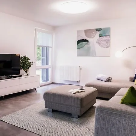 Feriehus Exkluzivna Na Slnecnych Jazerach *