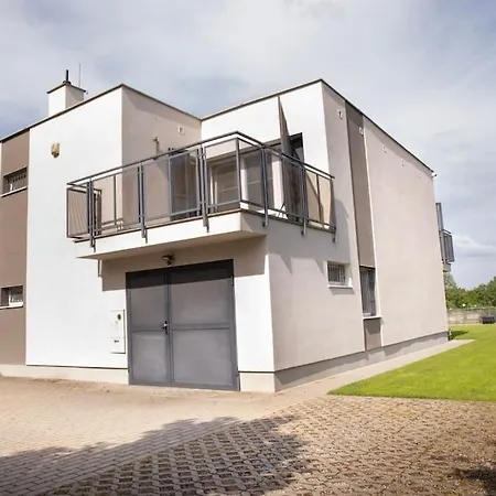 Сasa de vacaciones Exkluzívna Pri Jazere *